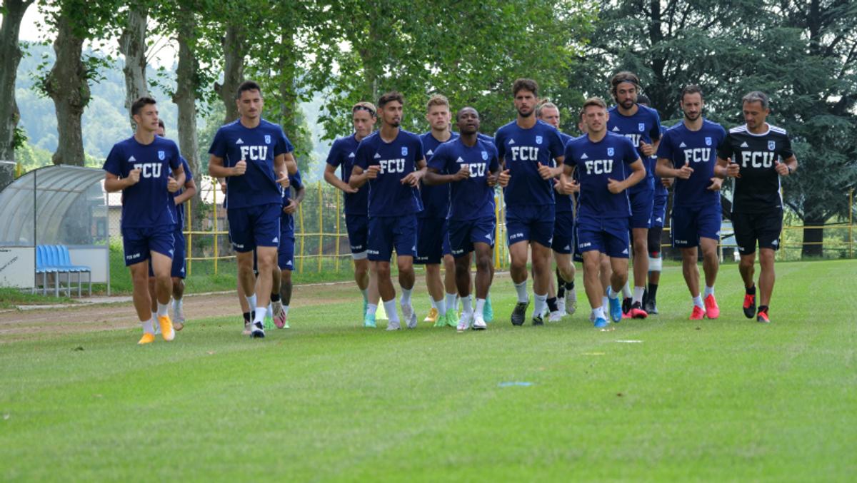 Nici FC U Craiova n-a scăpat de caniculă » Antrenament defensiv la 30 de grade, înaintea primului amical al lui Mutu
