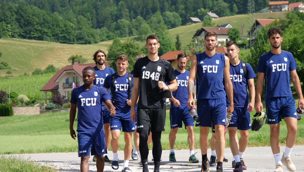 Nici FC U Craiova n-a scăpat de caniculă » Antrenament defensiv la 30 de grade, înaintea primului amical al lui Mutu