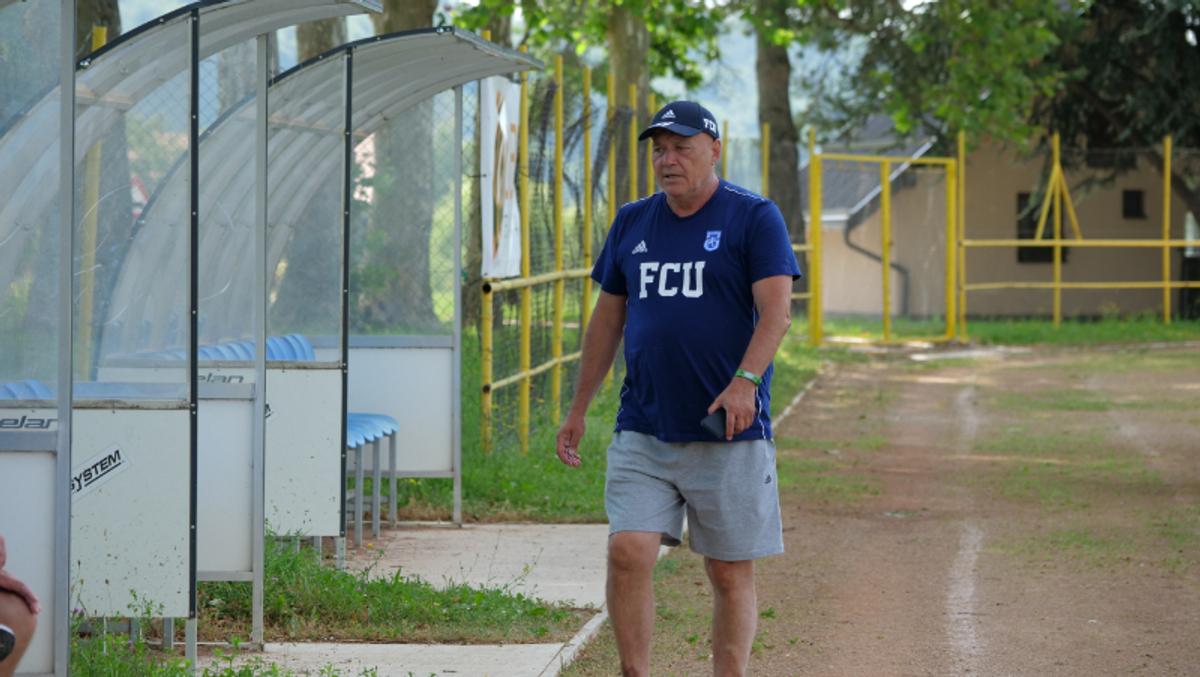 Nici FC U Craiova n-a scăpat de caniculă » Antrenament defensiv la 30 de grade, înaintea primului amical al lui Mutu