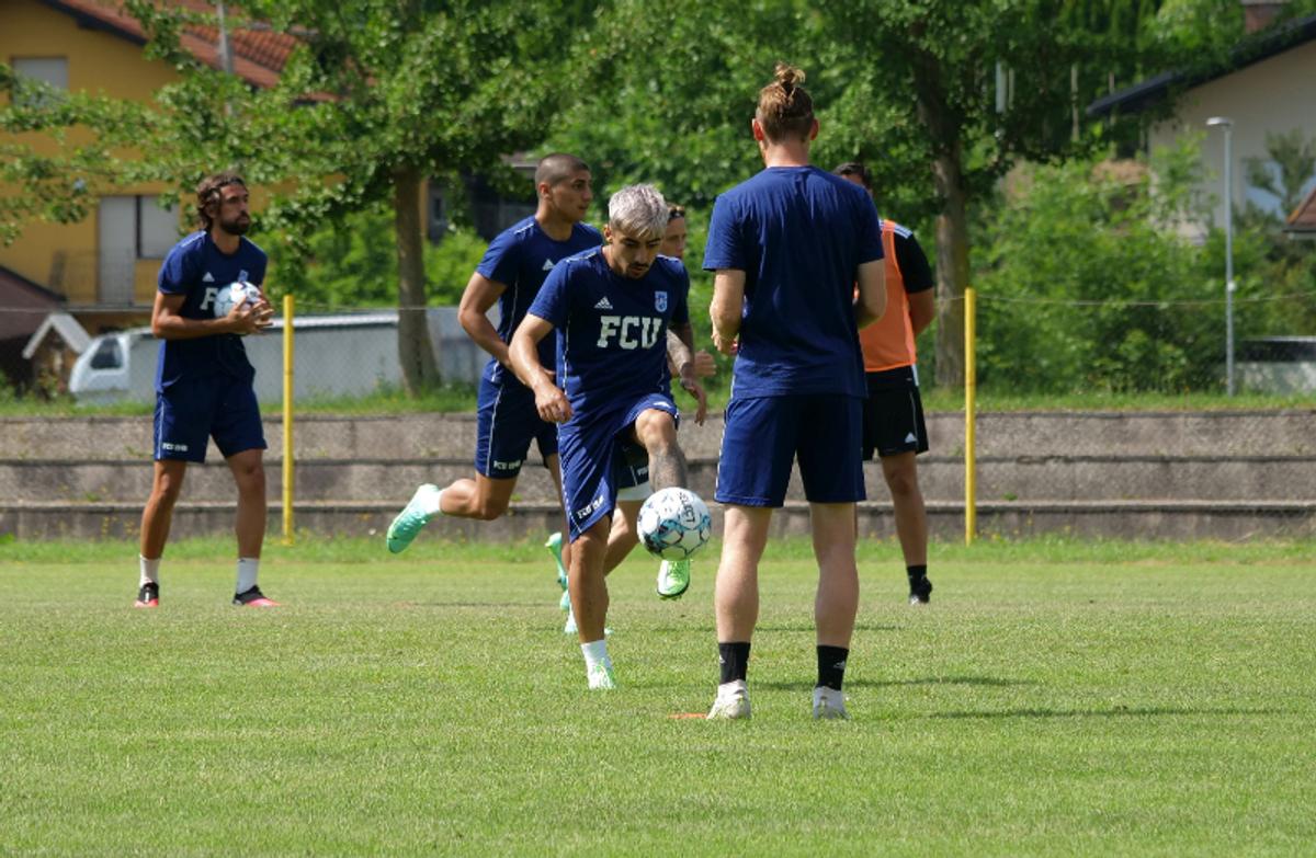 Nici FC U Craiova n-a scăpat de caniculă » Antrenament defensiv la 30 de grade, înaintea primului amical al lui Mutu