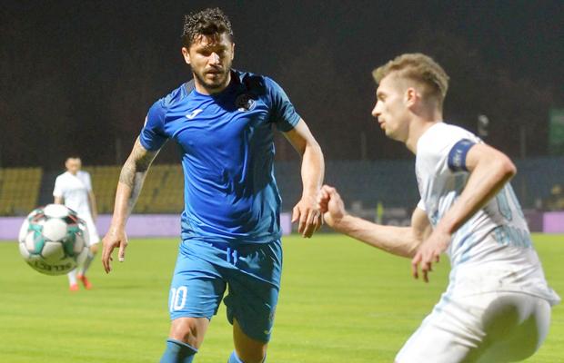 Cristi Tănase a semnat: „Mă bucur că m-am întors acasă!”