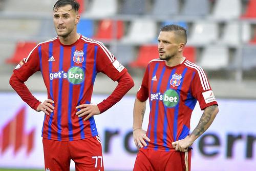 Florin Răsdan, în dreapta, și-a luat rămas bun de la suflarea stelistă / Sursă foto: Imago Images