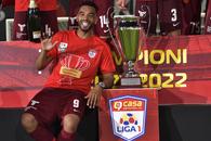 Omrani a semnat cu FCSB! Gigi Becali: „Salariul e de 20.000 de euro pe lună”