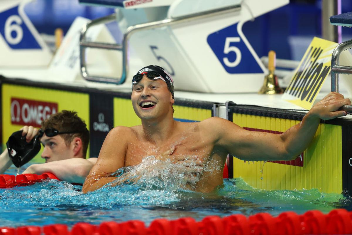 Deznodământ șocant în finala lui Robert Glință » Federația Internațională a schimbat iar campionul mondial!