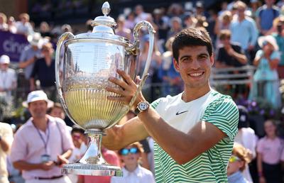 Carlos Alcaraz a triumfat la Londra și i-a depășit pe Federer, Nadal și Djokovic » Ce spune despre Wimbledon: „Nole va fi acolo, așa că...”