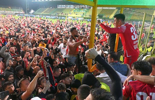 Prima plecare de la Dinamo în această vară i-a mișcat pe „câini”: „Mult succes, te iubim!”