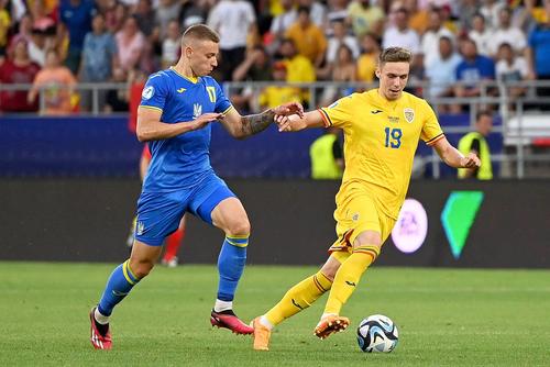 Volodymyr Brazhko (stânga) a găsit defectele jocului României. Foto: Imago Images