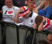 Pe stadion sau la terase, suporterii Angliei au privit cu greu prestația naționalei lui Southgate în fața Sloveniei / Sursă foto: Imago Images