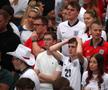 Pe stadion sau la terase, suporterii Angliei au privit cu greu prestația naționalei lui Southgate în fața Sloveniei / Sursă foto: Imago Images