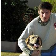 Javier Zanetti, pozând cu câinele său, la începuturile sale la Inter