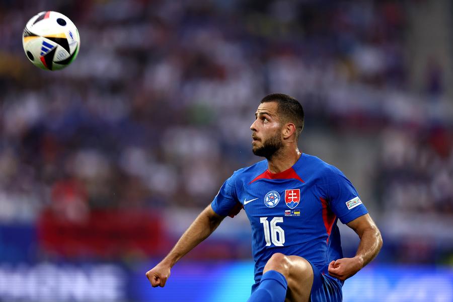 David Hancko e printre cei mai importanți fotbaliști ai Slovaciei / foto: Imago Images Detaliul critic pentru naționala României » Aici Slovacia ne strivește: date alarmante pentru Edi Iordănescu
