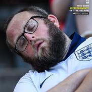 Pe stadion sau la terase, suporterii Angliei au privit cu greu prestația naționalei lui Southgate în fața Sloveniei / Sursă foto: Instagram@ 433