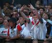 Pe stadion sau la terase, suporterii Angliei au privit cu greu prestația naționalei lui Southgate în fața Sloveniei / Sursă foto: Imago Images