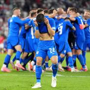 Bucuria Sloveniei după meciul cu Anglia / Sursă foto: Imago Images