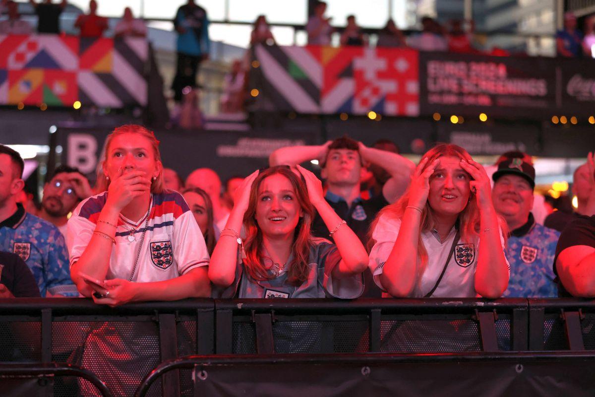 „Efectul Anglia” » Imagini din timpul meciului cu Slovenia: suporterii „Three Lions” n-au mai rezistat și au ajuns virali