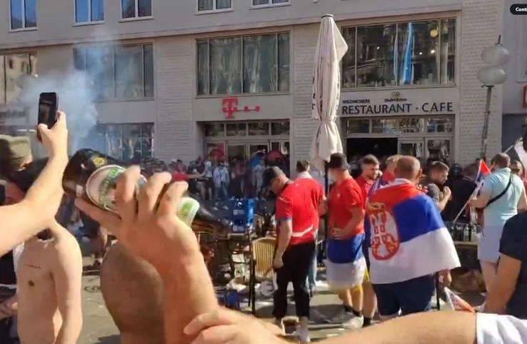Suporterii sârbi s-au ciocnit cu forțele de ordine, înaintea meciului cu Danemarca de la Munchen
