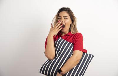 Somnolența: semn banal sau alarmă a corpului?