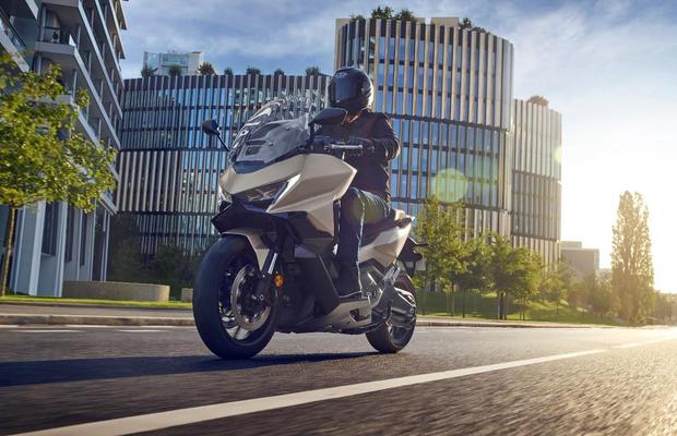 Scuterul, accesoriile și echipamentul – ce alegem?