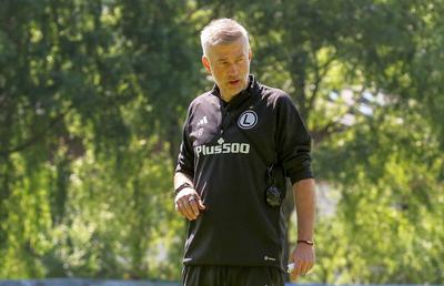 Polonezii anunță dezastrul în mandatul lui Edward Iordănescu: „Legia e copleșită! Are mâinile legate”