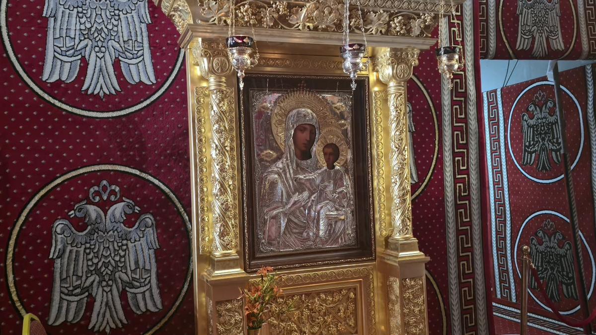 Adio, Palat! Gigi Becali va oferi declarații doar din biserica ridicată în Pipera: imagini spectaculoase din interior