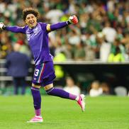 Guillermo Ochoa s-a întors pentru o ultimă reprezntație în culorile care-i sunt atât de dragi / Sursă foto: Imago Images