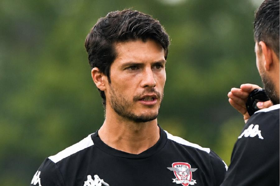 Eros Giglia se află la primul contact cu o echipă de fotbal de profesioniști Adevărul din spatele etichetei Genoa » Ce ascunde Rapid despre noul „transfer”: e pariul lui Șucu
