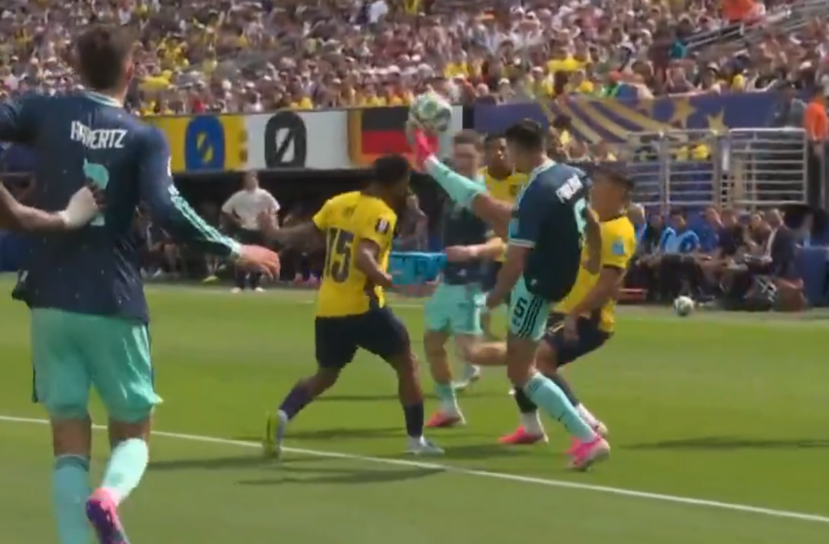 Gol Leroy Sane Ecuador - Germania