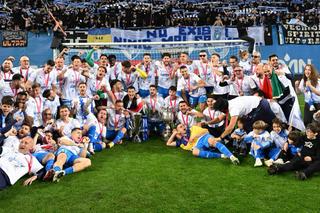 Universitatea Craiova a ajuns la 10.000 de abonamente vândute