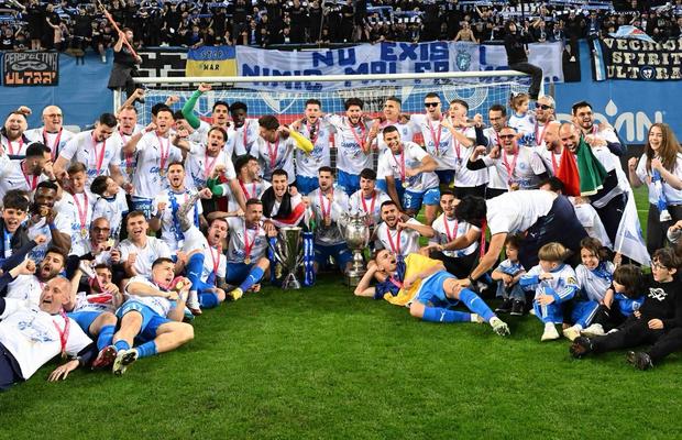 Universitatea Craiova a ajuns la 10.000 de abonamente vândute
