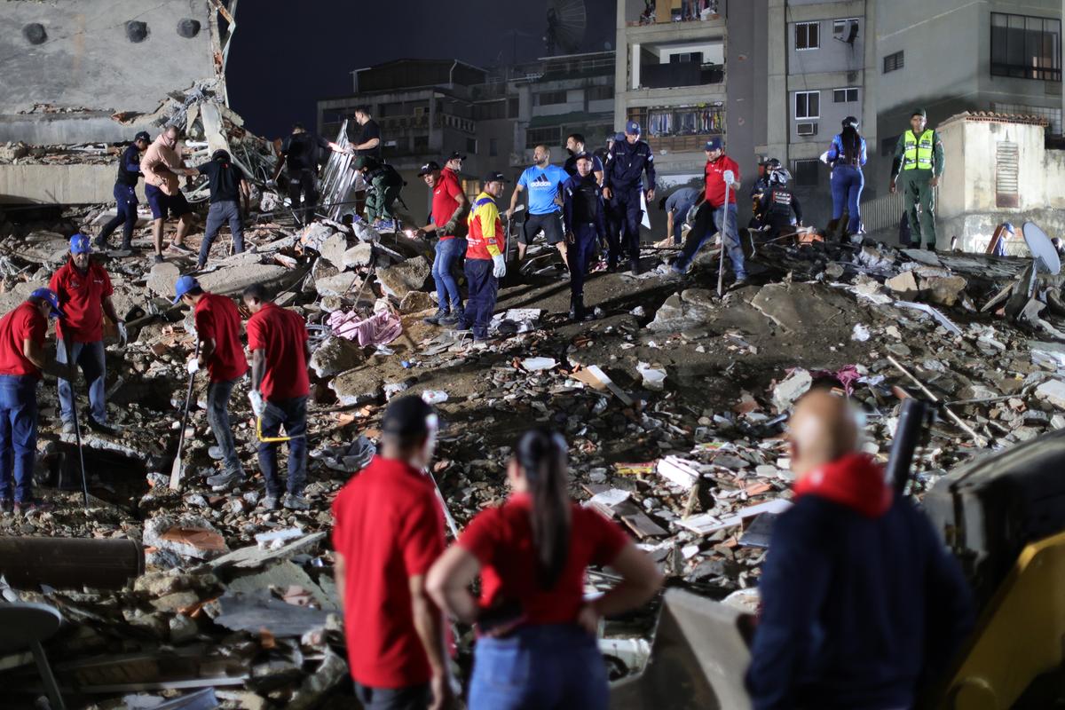 Două cutremure masive au devastat Venezuela » Imagini înfiorătoare de pe stadioane: meciuri oprite de urgență