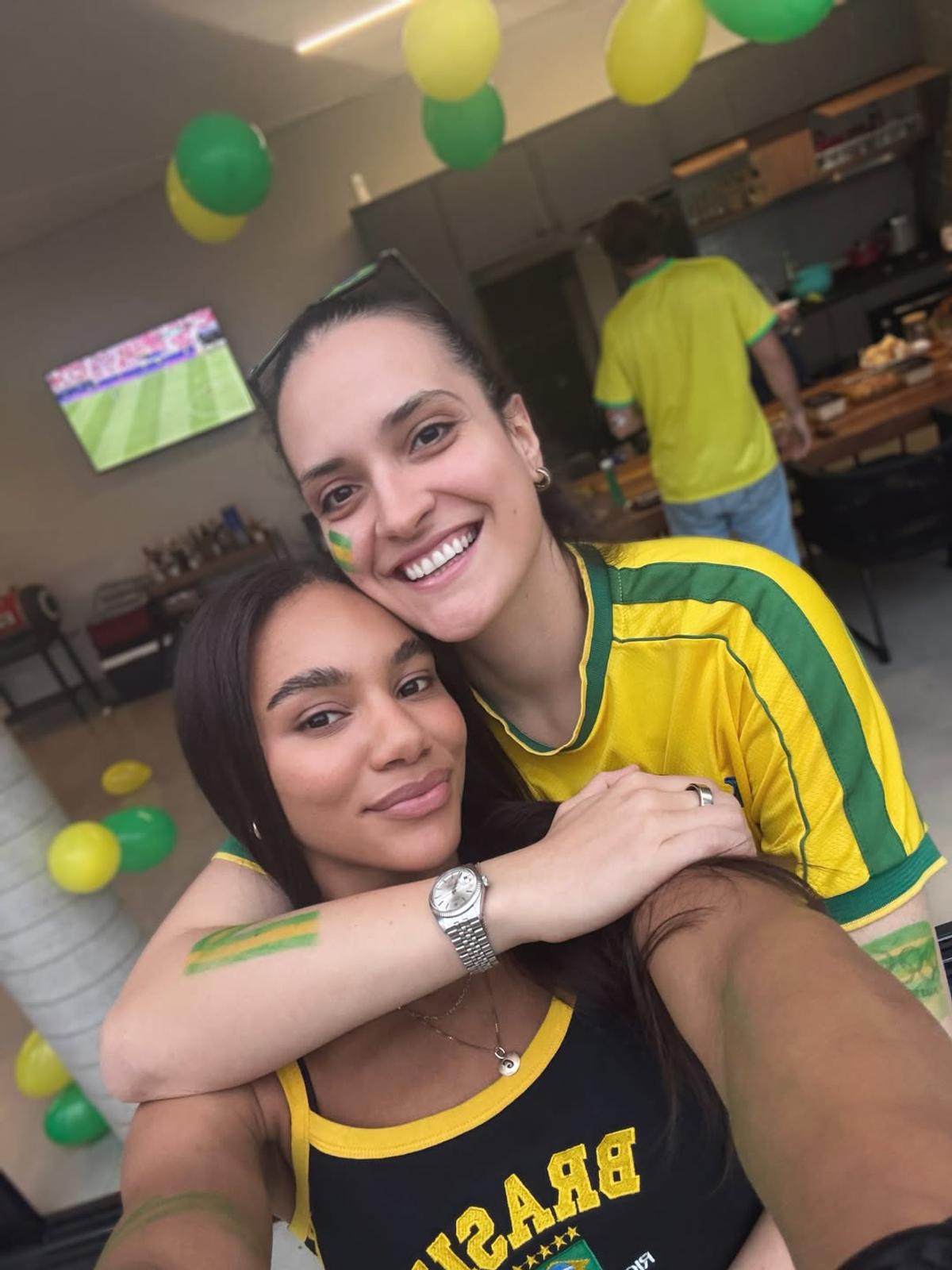 Elizabeth Omoregie și Gabriela Moreschi