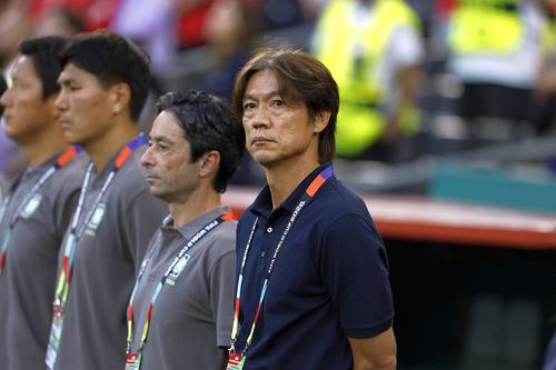 Hong Myung-Bo, selecționerul Coreei de Sud, este contestat din cauza parcursului de la Mondial // foto: Imago Images