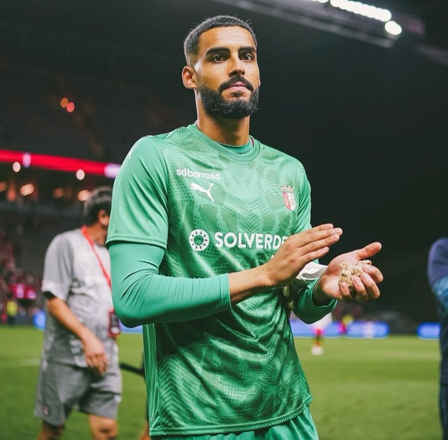 Bellaarouch în tricoul lusitanilor de la Braga L-a blocat pe Mbappe, apoi „a comis-o”! Cine este Alaa Bellaarouch, viitorul „câine roșu”