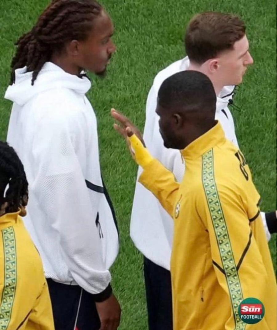 Jed Spence refuză să dea mâna cu Thomas Partey Cum explică Jed Spence refuzul de a da mâna cu Thomas Partey, înaintea meciului Anglia - Ghana