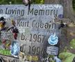 Banca din Seattle unde fanii vin și lasă obiecte în memoria lui Kurt Cobain FOTO: Ionuț Iordache (GSP)