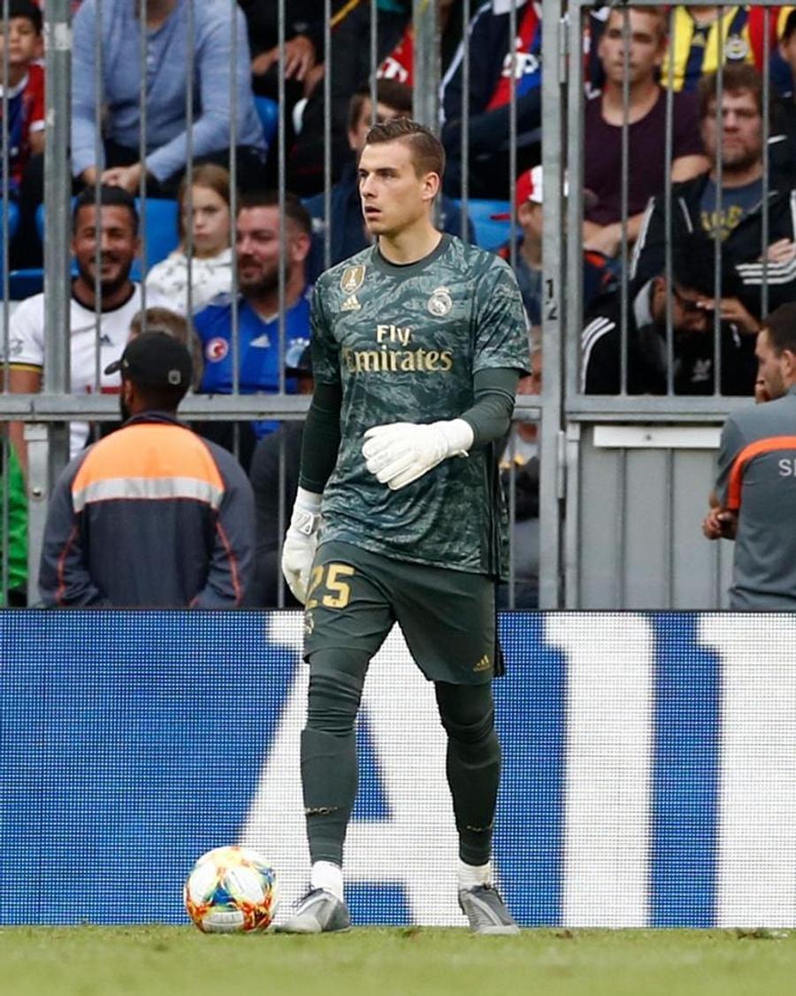 Andriy Lunin // foto: Instagram @ lunin_andrey Revenire la Real Madrid » Pe cine cheamă Zidane să concureze cu Thibaut Courtois + Transferul anunțat de presa din Franța: vine un fotbalist cotat la 37 de milioane de euro!