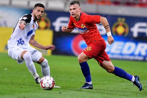FCSB a avut pe teren nu mai puțin de 10 jucători la Mediaș. În imagine, Alexandru Pantea. Foto: GSP