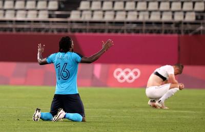 „Thriller” cu 5 goluri în celălalt meci din grupa României » Ce s-a întâmplat în Noua Zeelandă - Honduras + clasament