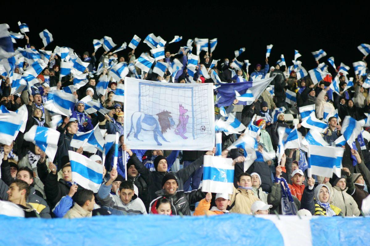Rivalitate, ironii și orgolii duse la extrem » 35 de imagini spectaculoase din meciurile FCU Craiova - Dinamo