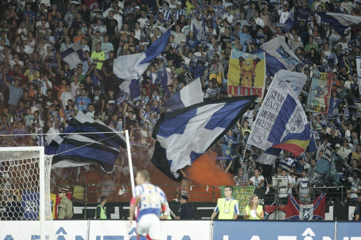 Rivalitate, ironii și orgolii duse la extrem » 35 de imagini spectaculoase din meciurile FCU Craiova - Dinamo