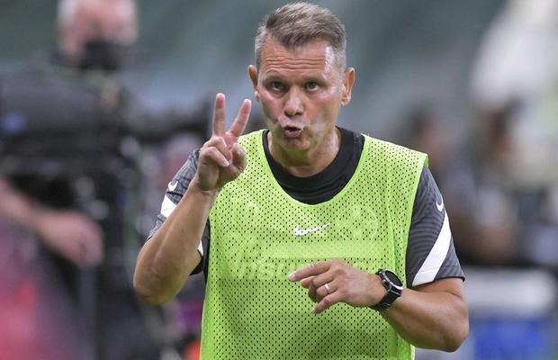 Neubert și MM dezmint că preparatorul ar părăsi-o și el pe FCSB