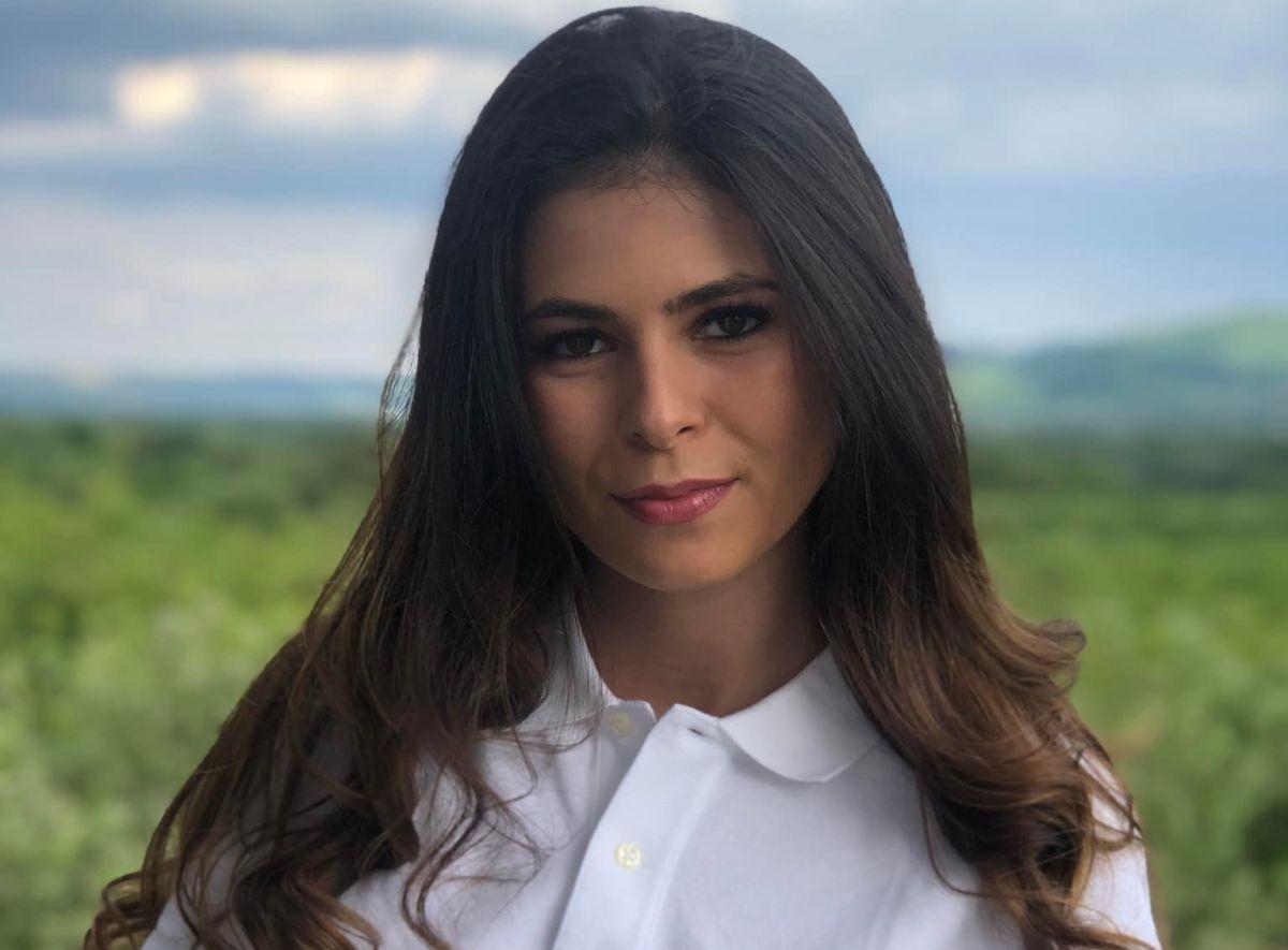 UPDATE Oana Leonte dezminte că ar fi iubita lui Liviu Dragnea: „Relația pe care o am cu domnul Liviu Dragnea este una strict profesională”