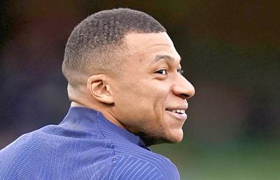 Primarul Parisului sare în apărarea Kylian Mbappe: „Nu înțeleg deloc jocul pe care îl face PSG”