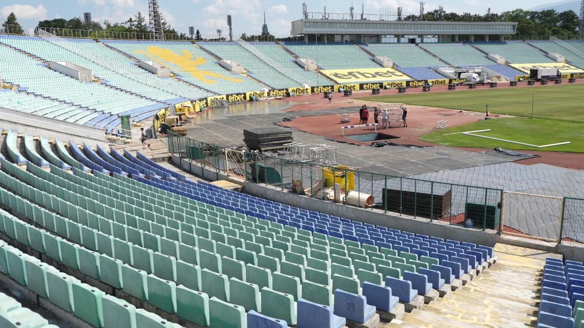 FCSB și Sepsi vor juca pe stadioane comuniste construite acum peste 70 de ani! Bulgarii au depus un proiect pentru o arenă ultramodernă