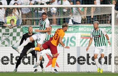 Surpriză uriașă în preliminariile UCL » Jucătorii refuzați de Superligă au smuls un egal cu Galatasaray!