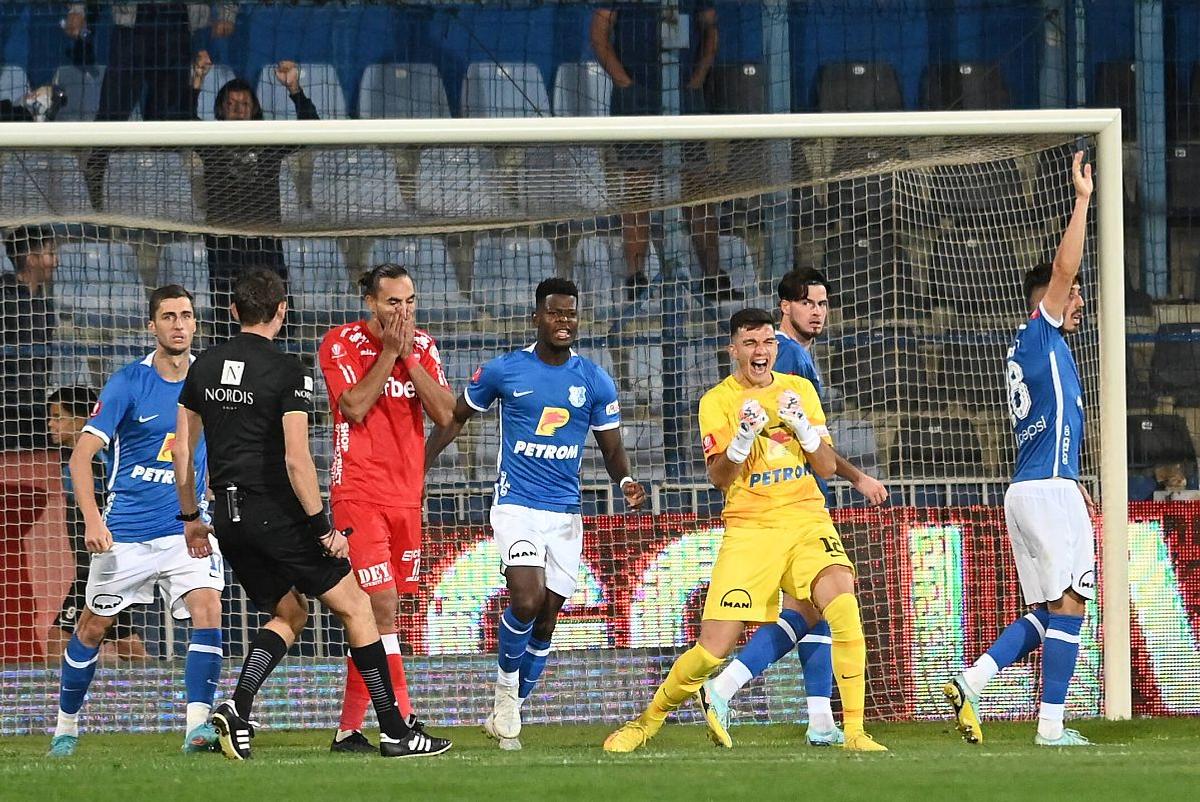 CFR Cluj face un nou transfer important! Francezii anunță mutarea de ultim moment: „Va semna, așa cum am anunțat”