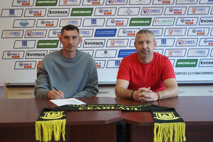 Laurențiu Brănescu / Foto: Ceahlăul Piatra Neamț (Facebook) Laurențiu Brănescu a revenit în fotbalul românesc! Contract pe un an pentru portarul crescut de Juventus