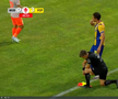 Accidentare horror a tușierului la Metaloglobus - Petrolul. FOTO: captură Prima Sport