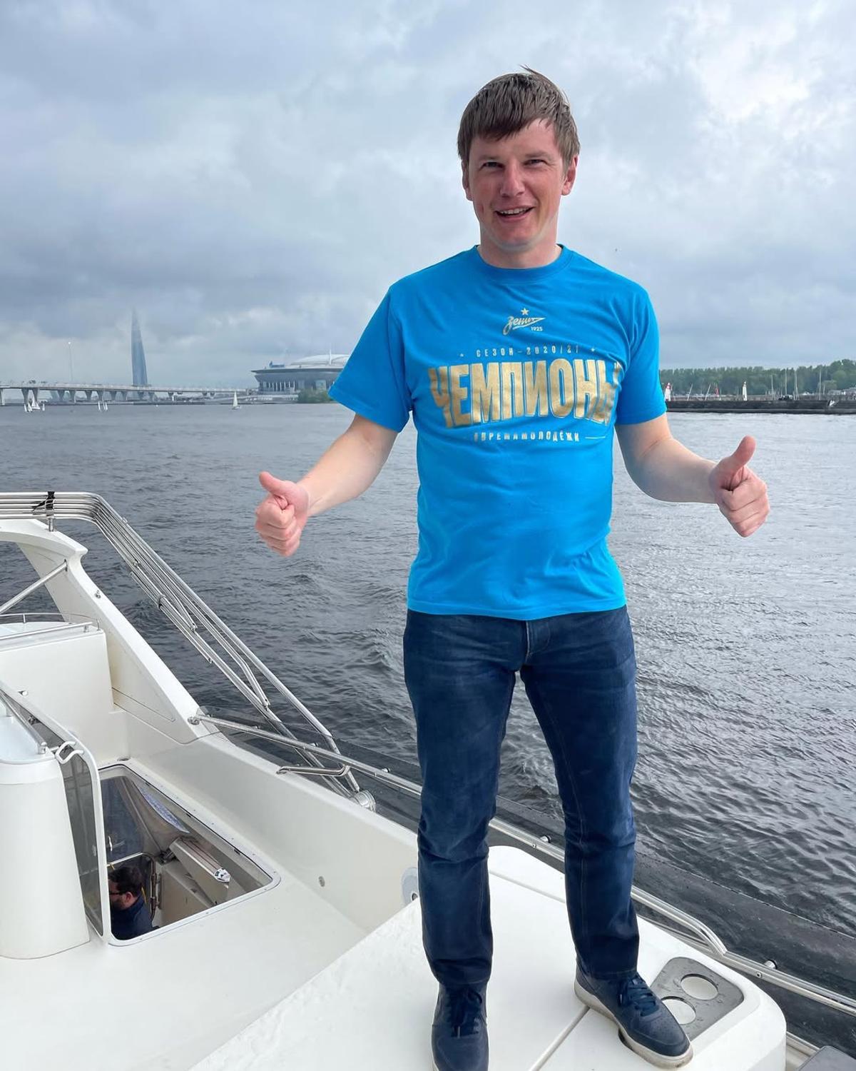 Nimeni nu-l mai recunoaște pe Andrey Arshavin