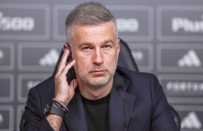 Edi Iordănescu îi amenință din nou pe șefii Legiei: „Poate ar trebui să ne despărțim”